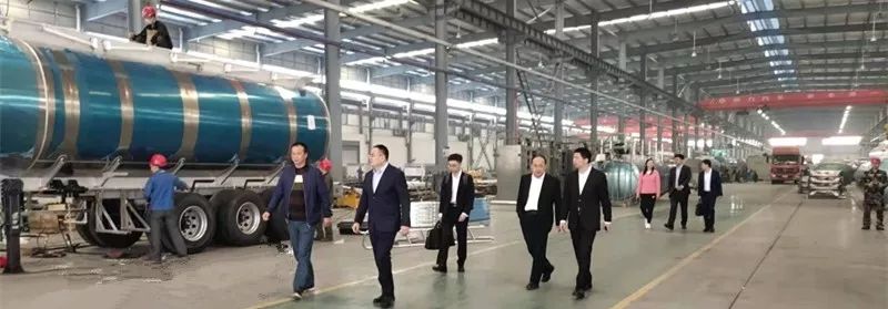 福田总裁马仁涛带领别商务团队莅临程力汽车集团指导工作