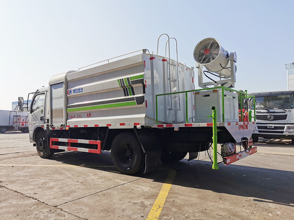 广州除尘车 牌消毒车