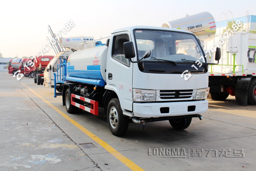 枝江多功能抑尘车中标 东风多利卡洒水车