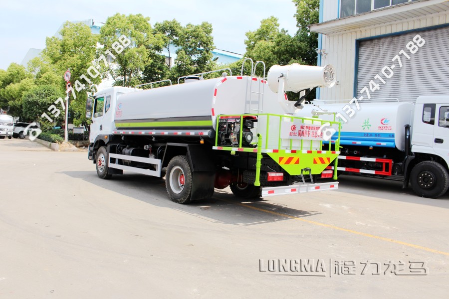 移动式喷雾消毒车市场价 东风D9雾炮车报价单