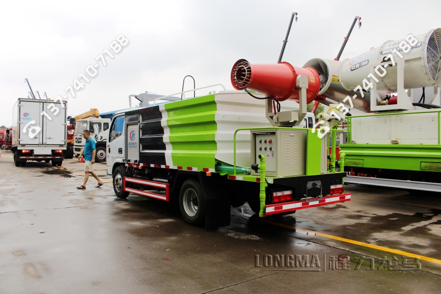 打药车多少钱 品牌抑尘车使用