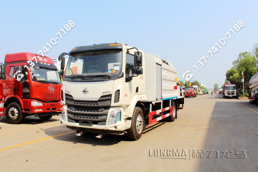 抑尘车哪里卖 铁路喷洒抑尘车