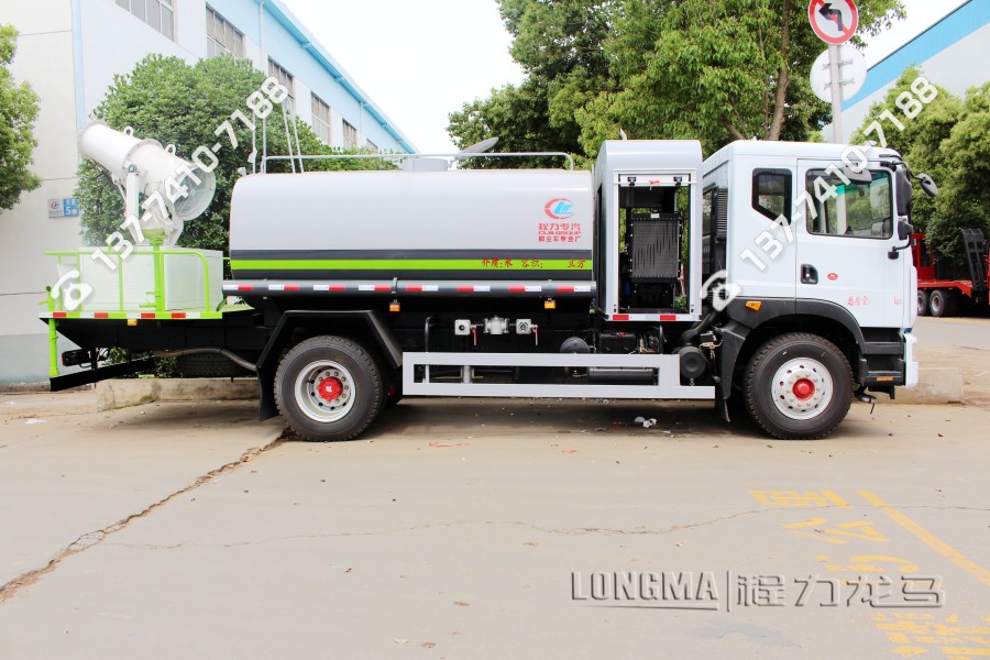 水炮车市场价格 湖北荆门城区消毒车