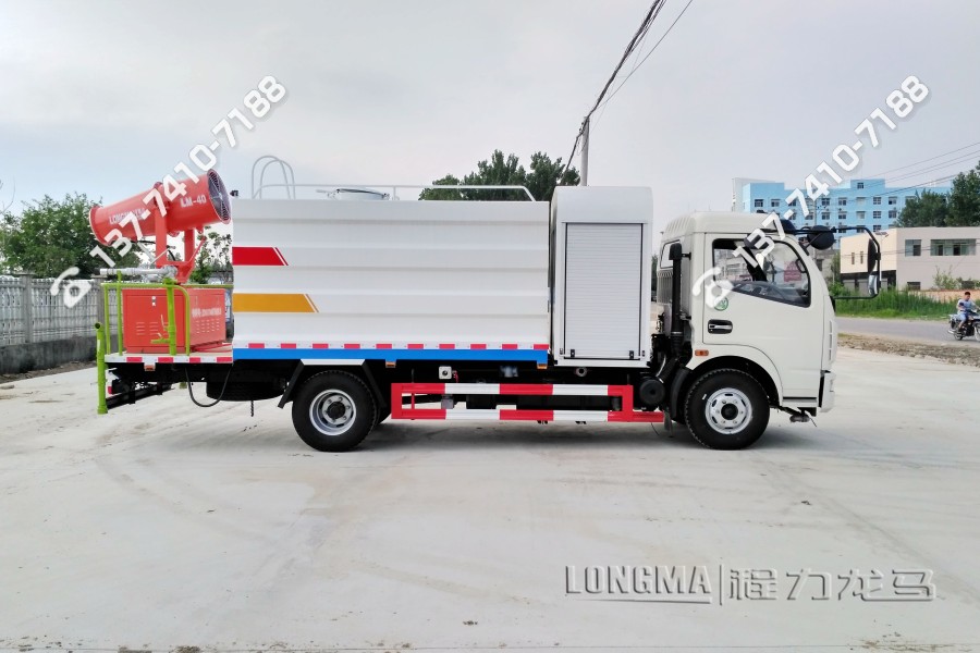 雾炮车降尘助阵施工 高压雾炮车